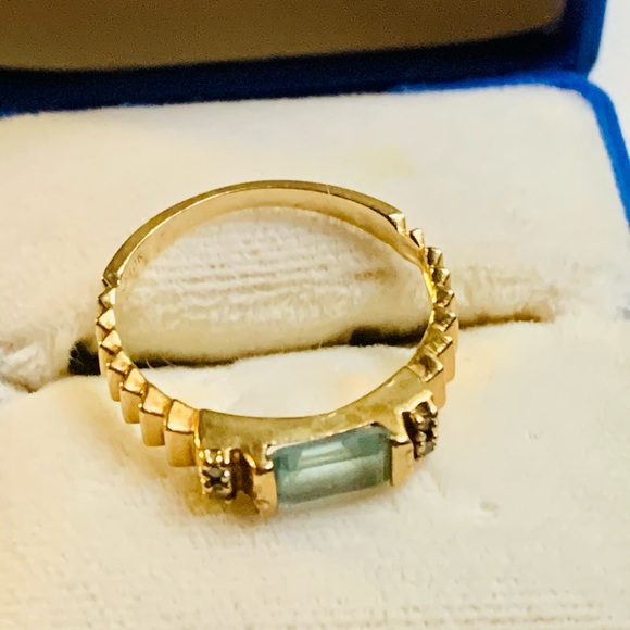 Vintage 10k gold 1 carat emerald cut natural aquamarine & diamond ring. sz. 7 - Picture 6 of 7